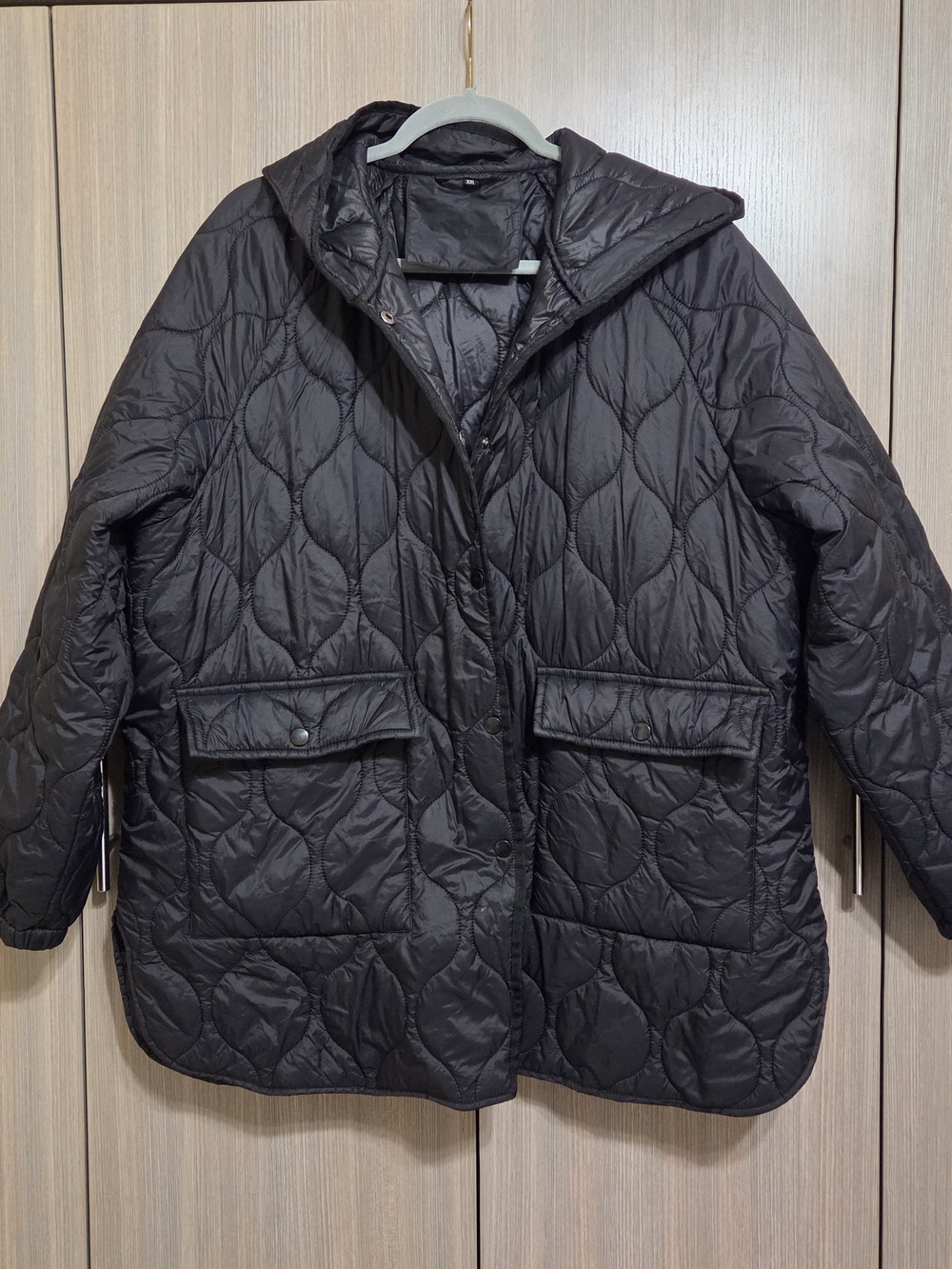 Quilted Hooded Women's Jacket - Black